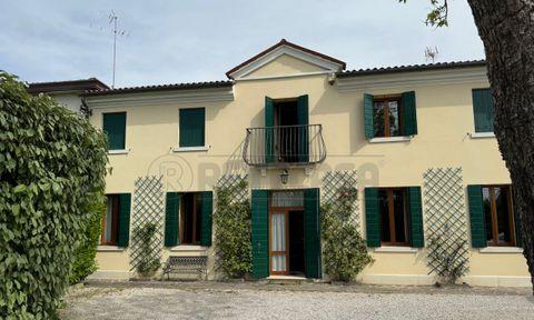 Villa in Mirano, Venice